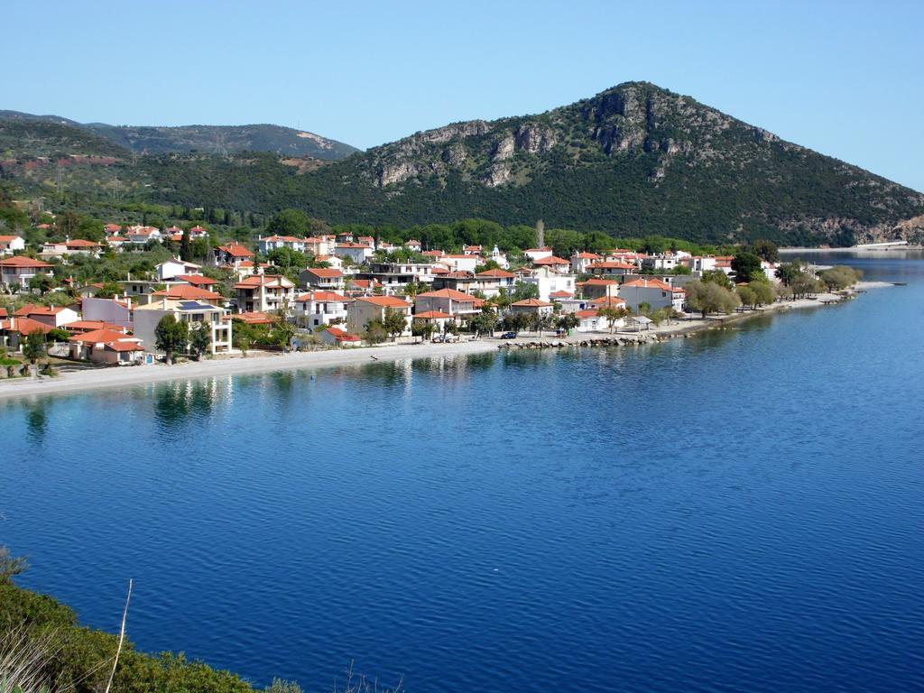Villa Thalassa Paralia Sergoulas Exterior photo